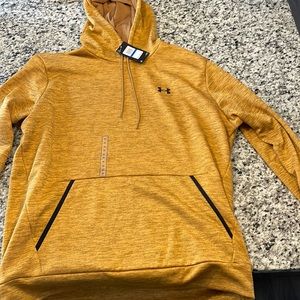 Under Armour sweatshirt